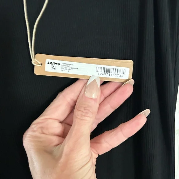 Skims Lounge Black Slip Dress, NWT, size Large - Picture 6 of 6